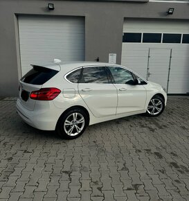 BMW 218d Active Tourer - Automat - Luxury Line - 87.000km - 12