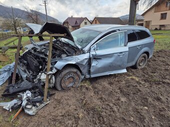 Ford Mondeo kombi, 120 kw, náhradné diely - 12