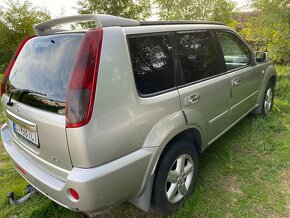 Predám Nissan X-Trail 2.2 dCi Comfort (SUV/4x4/2004/Diesel)) - 12