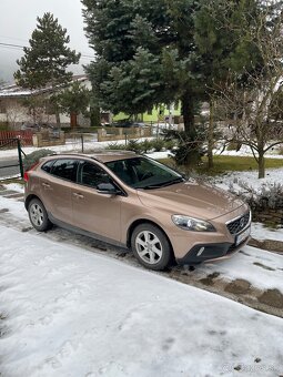 Volvo V40 Cross Country D2 AT, 1,6 _ 84kW - 12