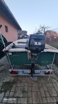 Čln Fisher 360 + Mercury 3.5 hp + prívesný vozík - 12