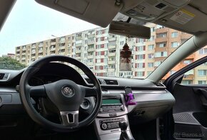 Volkswagen Passat Variant 2.0 tdi. Comfortline  R.V.2012. - 12