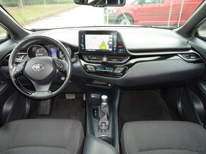 Toyota C-HR 1.8 Hybrid Comfort Easy E-CVT kamera,navi,tempom - 12