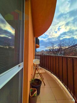 Na predaj 2-izbový byt s balkónom, 55 m², Svätoplukova ul.,  - 12