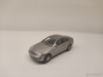 Autíčka Mercedes - Benz 1:60 - 1:64 Realtoy Maisto - 12