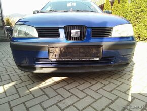 Predny náraznik Seat Cordoba motor 1.4 44kw kód:AKK rok 2000 - 12