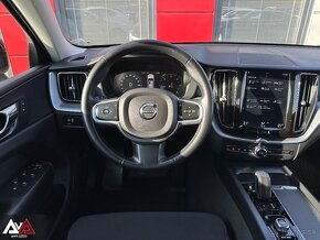 Volvo XC60 B4 AWD A/T Momentum Pro, 94 600km, SR - 12