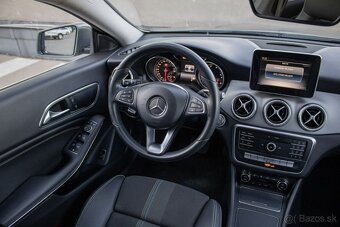 Mercedes-Benz CLA Shooting Brake 220 4MATIC A/T - 12