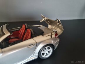 REZERVOVANE 1:18 Mercedes - Benz SLK 55 AMG - 12