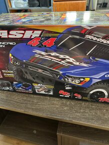 Traxxas Slash 1:10 VXL 4WD RTR - 12