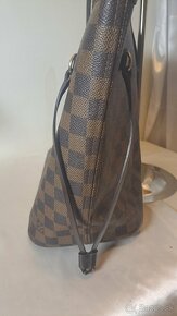 Louis Vuitton Neverfull MM - 12