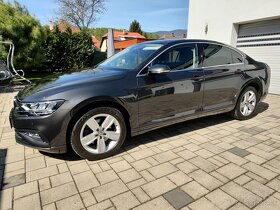 Volkswagen Passat 2.0 TDI Business 4Motion DSG - 12