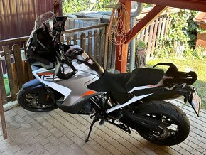 KTM Superadventure 1290 rocnik 2024 - 12