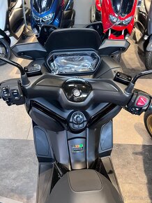 Yamaha XMAX 125 - 12