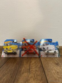 Hot wheels zbierka - 12