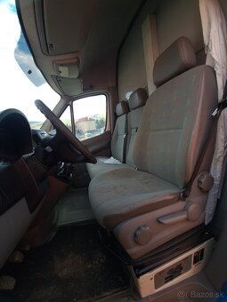 Volkswagen Crafter 2.5tdi Chladiarenská dodávka - 12