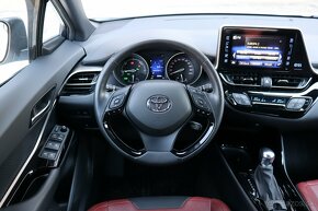 Toyota C-HR 1.8 Hybrid Selection Rezerované - 12