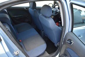 Opel Corsa 1.4 16V Cosmo - 12