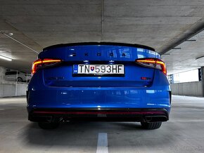 Škoda Octavia 2.0 TSI RS DSG - 12