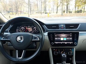 Škoda Superb 2.0 TDI 190k  DSG, zelená metalíza - 12