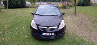 Opel Corsa D 1.2 benzín - 12