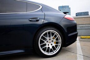 Porsche Panamera Turbo S 4.8 PDK - 12