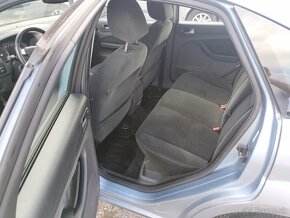 Ford Focus 1.6 TDCi Ghia - 12