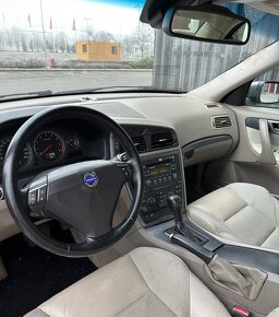 Volvo S60 2.4i 20V Benzín, Automat, model 2007 - 12