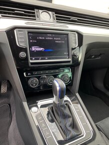 Volkswagen Passat GTE 1.4 TSI Plug-in hybrid - 12