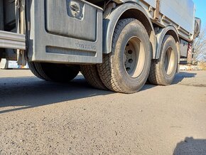 VOLVO FH 16 64R  6x4 valník s HR HIAB - 12