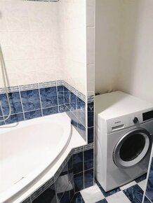 Pekne zrekonštruovaný 3.izb.byt s loggiou (80 m2) s... - 12