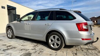 Škoda Octavia Combi 2.0 TDI Ambition DSG - 12