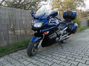 Yamaha FJR 1300 - 12