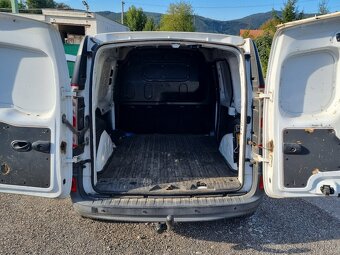 RENAULT Kangoo 1,5 dCi 3 miestne - 12