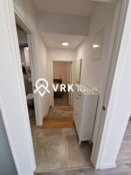 ZARIADENÝ 2-IZBOVÝ APARTMÁN, SUNNYSIDE - PETRČANE, CHORVÁTSK - 12