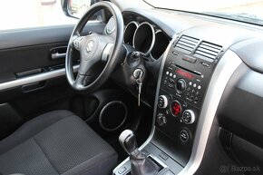 Suzuki Grand Vitara 1.9 DDiS JLX-ES - 12