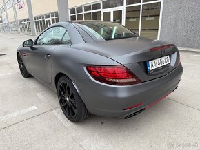 Mercedes SLC - 12