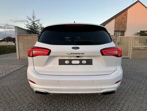 FORD FOCUS COMBI VIGNALE 2,0TDI AUTOMAT,LED,KOZA,PANO,B&O,KA - 12