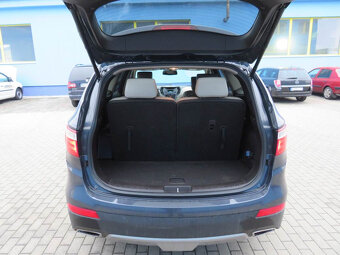 HYUNDAI Grand Santa Fe BENZIN 219 Kw - 12