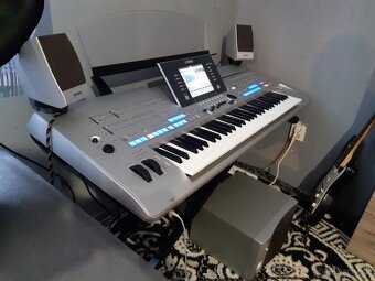 YAMAHA TYROS 4 - 12