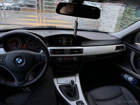 BMW E90 318D 2009 Facelift - 12