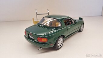 1:18 MAZDA MIATA/MX-5 - 12