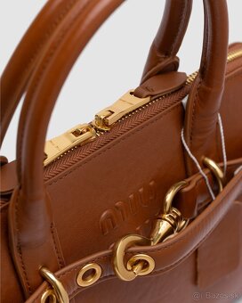 Kabelka Miu Miu Aventure Nappa Leather Top-Handle Bag Brown - 12