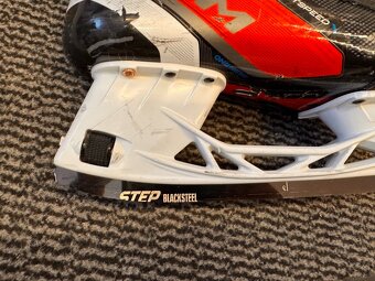 BRUSLE CCM JETSPEED FT6 VEL. 44/9D - 12