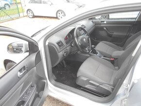 Volkswagen Golf 1.9 TDI TOP STAV - 12