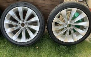 org. VW INTERLAGOS   5x112  8x18 ET 41 Passat Skoda 235 40 R - 12