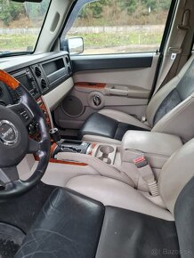 JEEP COMMANDER 3.0CRD Overland 160kw - 12