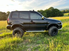 Nissan Terrano 2.7 TDi - 12