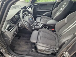 BMW 218d xDrive Gran Tourer - 12