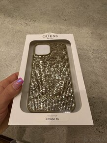 Kryt na iphone 15 GUESS - 12